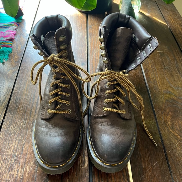 Brown Leather Dr. Martins - Picture 2 of 7